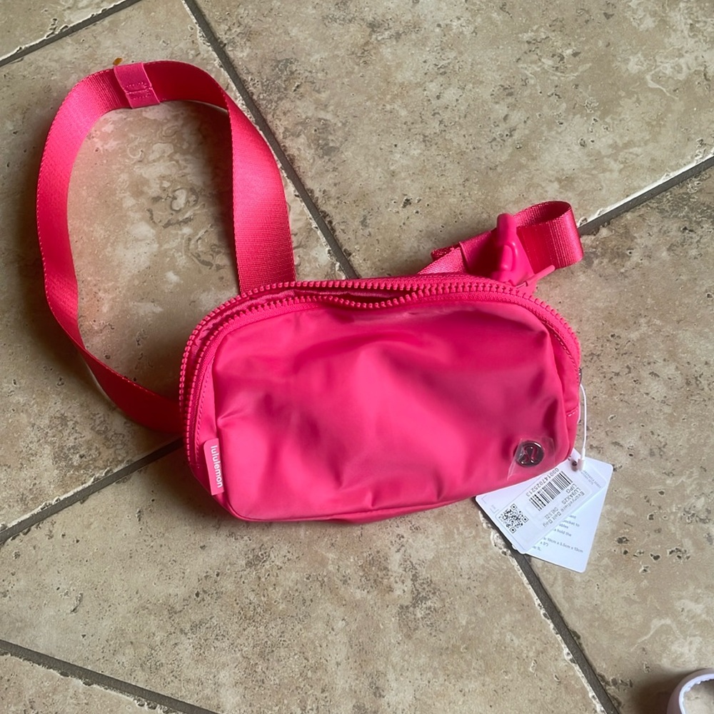 Lululemon everywhere belt bag 1 L